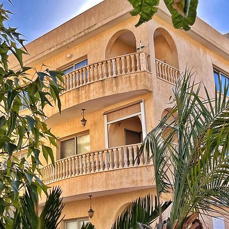 Teo Apartment Paphos Exterior photo