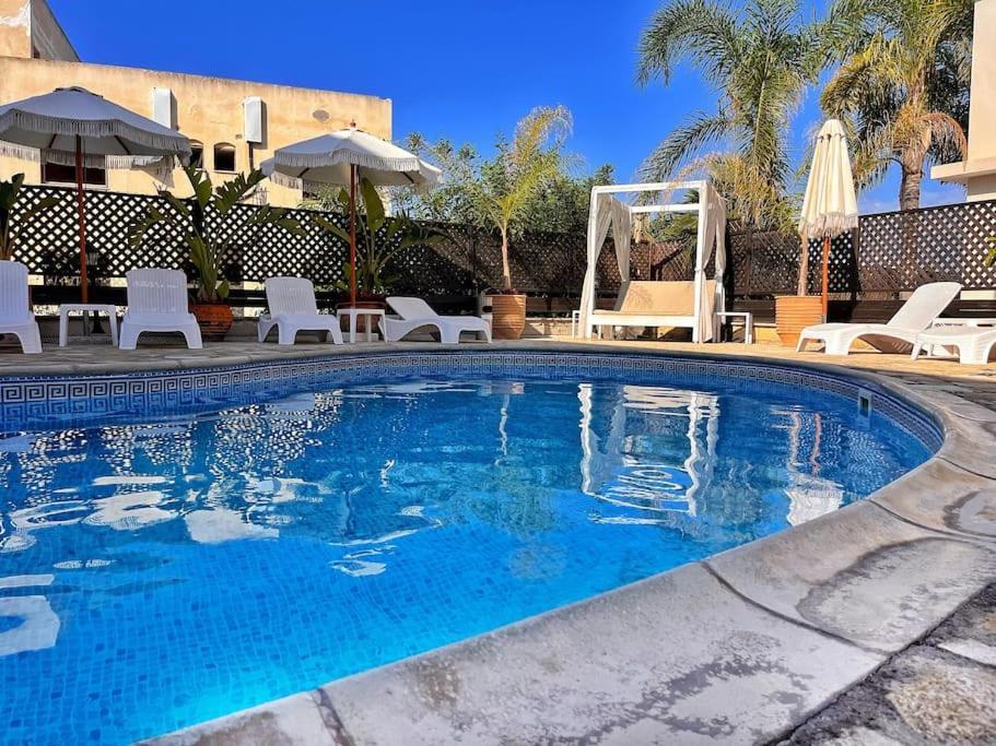 Teo Apartment Paphos Exterior photo